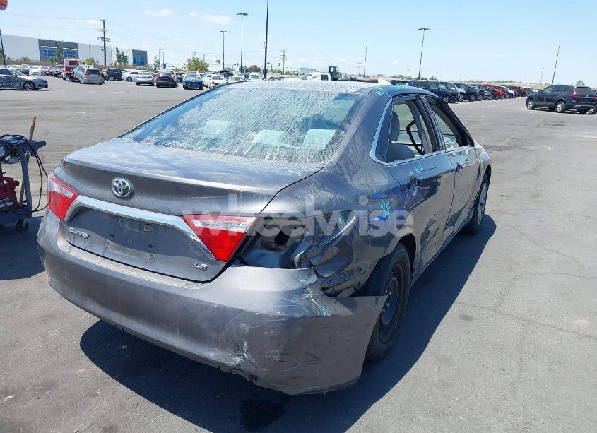 Photo 4 of 2017 Toyota Camry LE (VIN 4T1BF1FK6HU369645)