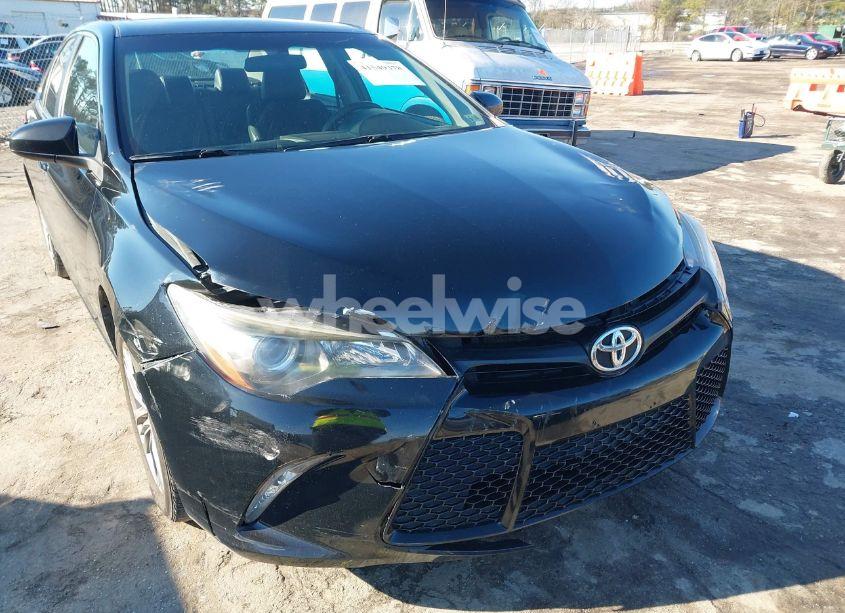 Photo 6 of 2017 Toyota Camry SE (VIN 4T1BF1FK6HU371590)