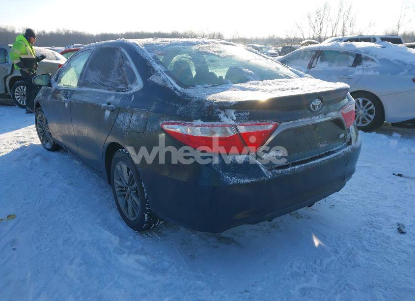 Photo 3 of 2017 Toyota Camry SE (VIN 4T1BF1FK6HU398384)