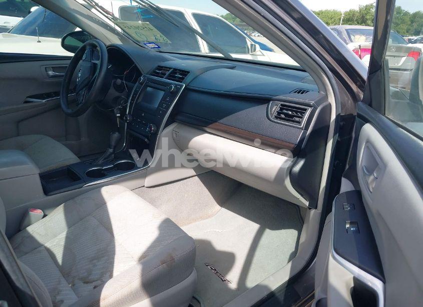 Photo 5 of 2017 Toyota Camry LE (VIN 4T1BF1FK6HU403180)