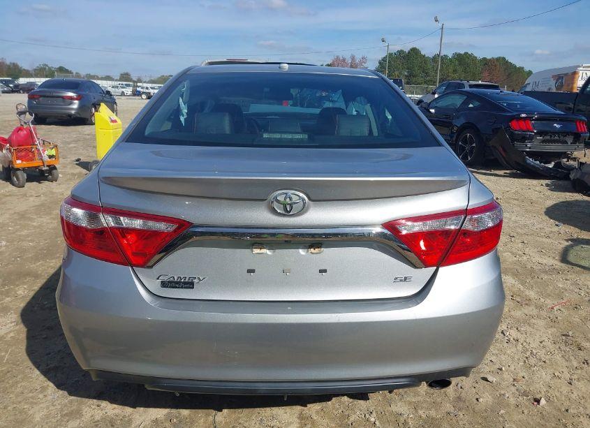 Photo 16 of 2017 Toyota Camry SE (VIN 4T1BF1FK6HU427592)