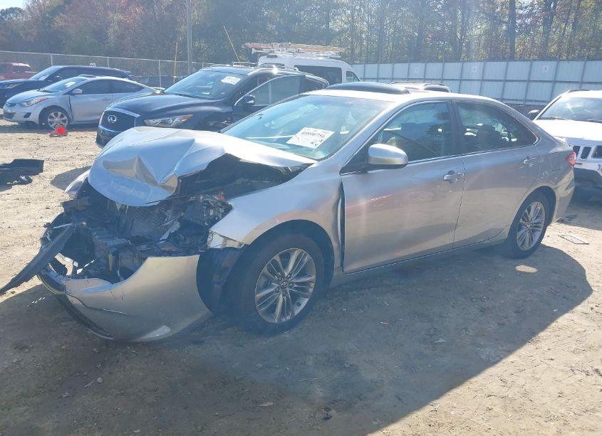 Photo 2 of 2017 Toyota Camry SE (VIN 4T1BF1FK6HU427592)