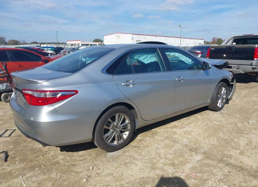 Photo 4 of 2017 Toyota Camry SE (VIN 4T1BF1FK6HU427592)