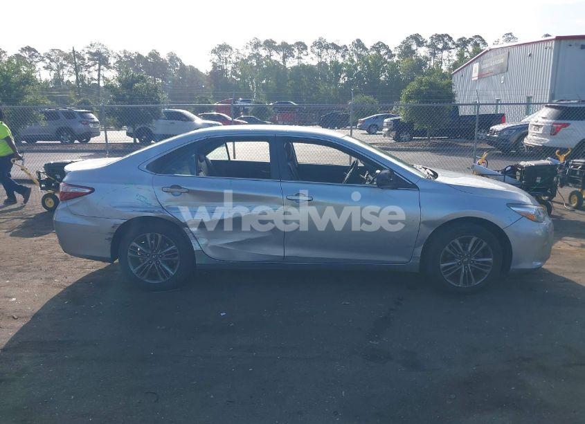 Photo 13 of 2017 Toyota Camry SE (VIN 4T1BF1FK6HU444005)