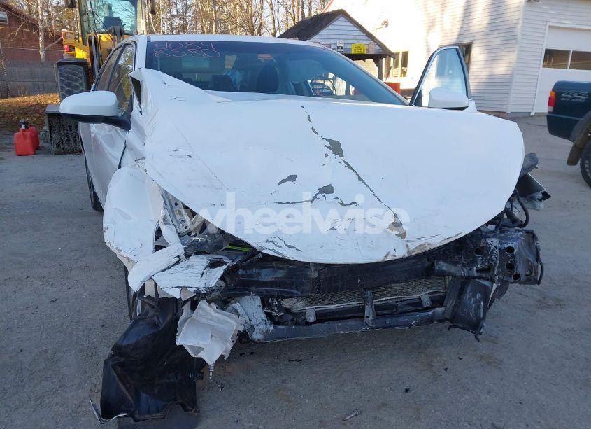 Photo 6 of 2017 Toyota Camry SE (VIN 4T1BF1FK6HU450483)