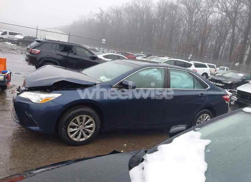 Photo 14 of 2017 Toyota Camry LE (VIN 4T1BF1FK6HU628585)