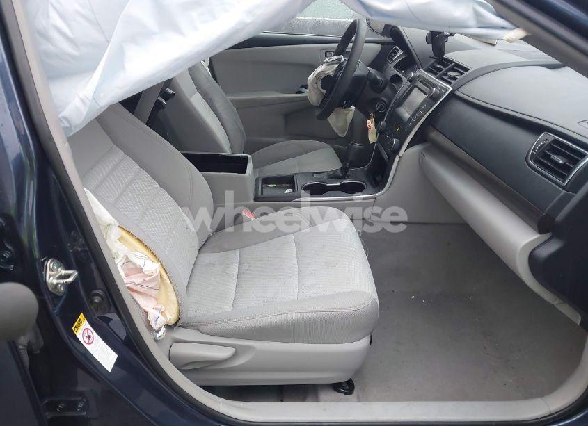 Photo 5 of 2017 Toyota Camry LE (VIN 4T1BF1FK6HU628585)