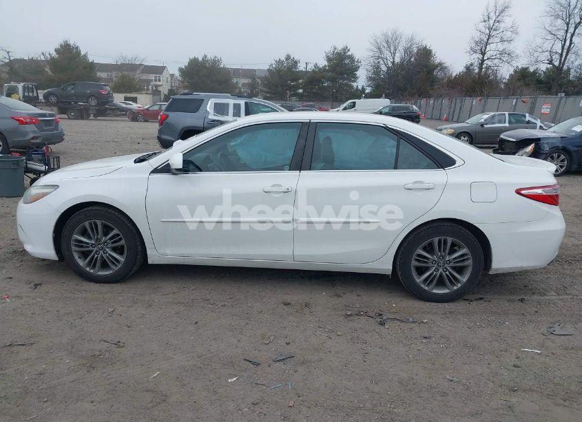 Photo 14 of 2017 Toyota Camry SE (VIN 4T1BF1FK6HU634855)