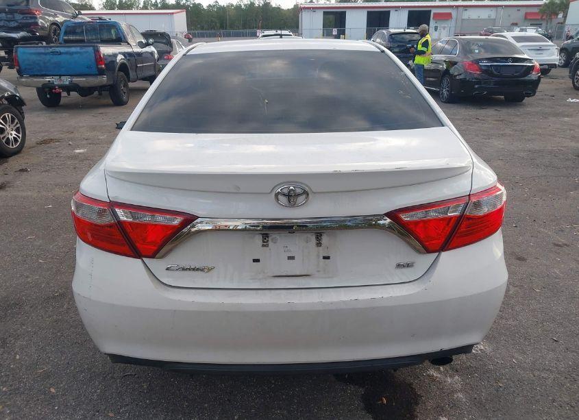 Photo 16 of 2017 Toyota Camry SE (VIN 4T1BF1FK6HU638999)