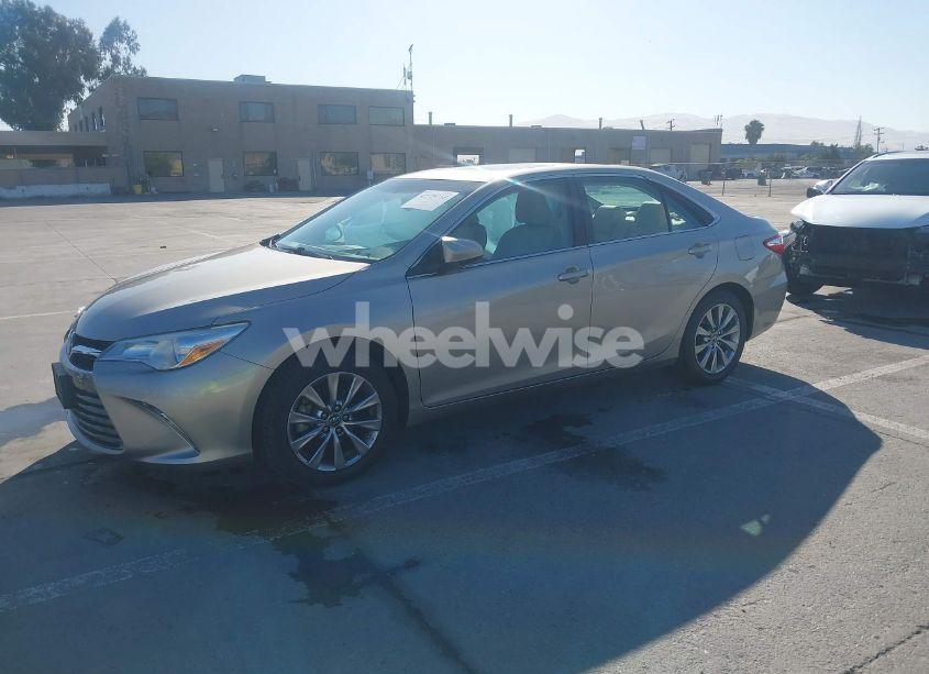 Photo 2 of 2017 Toyota Camry XLE (VIN 4T1BF1FK6HU643510)