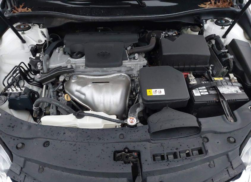 Photo 10 of 2017 Toyota Camry XLE (VIN 4T1BF1FK6HU647556)