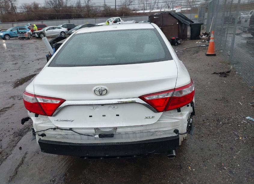 Photo 17 of 2017 Toyota Camry XLE (VIN 4T1BF1FK6HU647556)