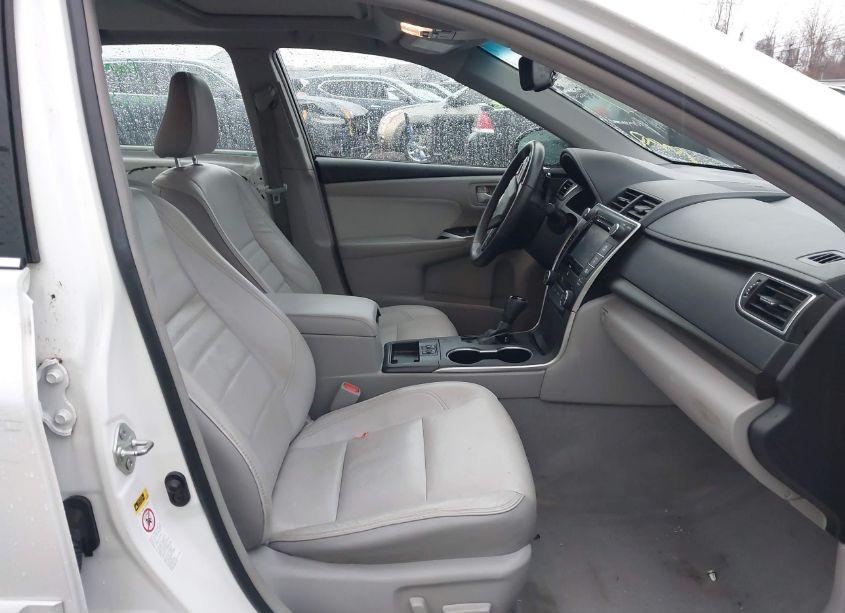 Photo 5 of 2017 Toyota Camry XLE (VIN 4T1BF1FK6HU647556)