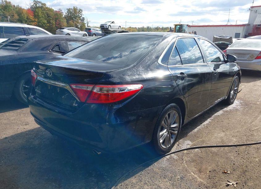 Photo 4 of 2017 Toyota Camry SE (VIN 4T1BF1FK6HU648481)