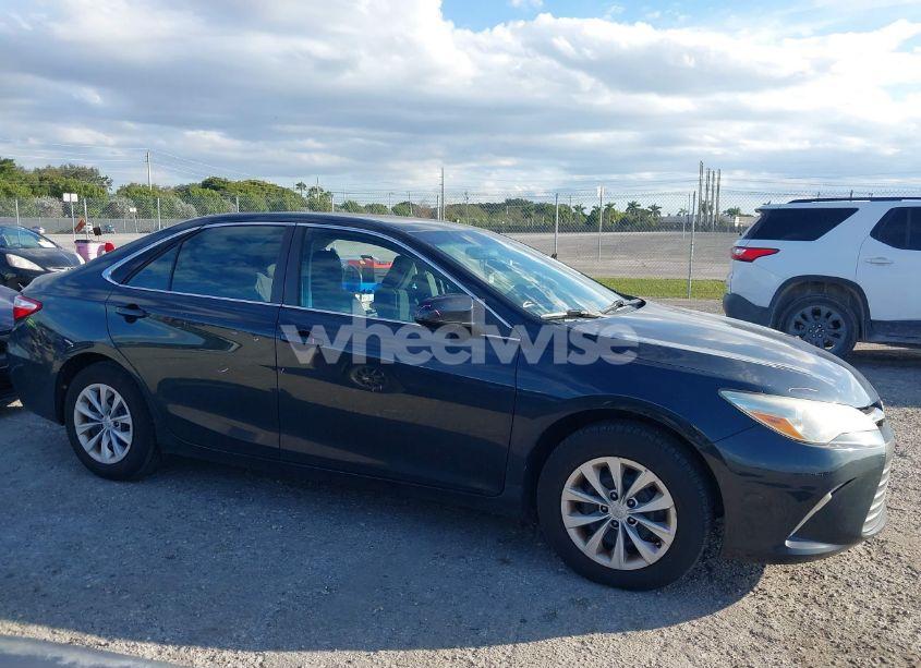 Photo 14 of 2017 Toyota Camry LE (VIN 4T1BF1FK6HU651235)