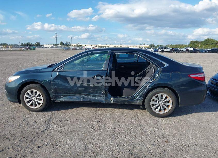 Photo 15 of 2017 Toyota Camry LE (VIN 4T1BF1FK6HU651235)
