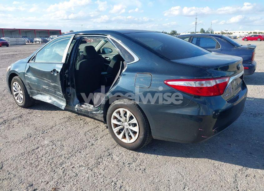 Photo 3 of 2017 Toyota Camry LE (VIN 4T1BF1FK6HU651235)