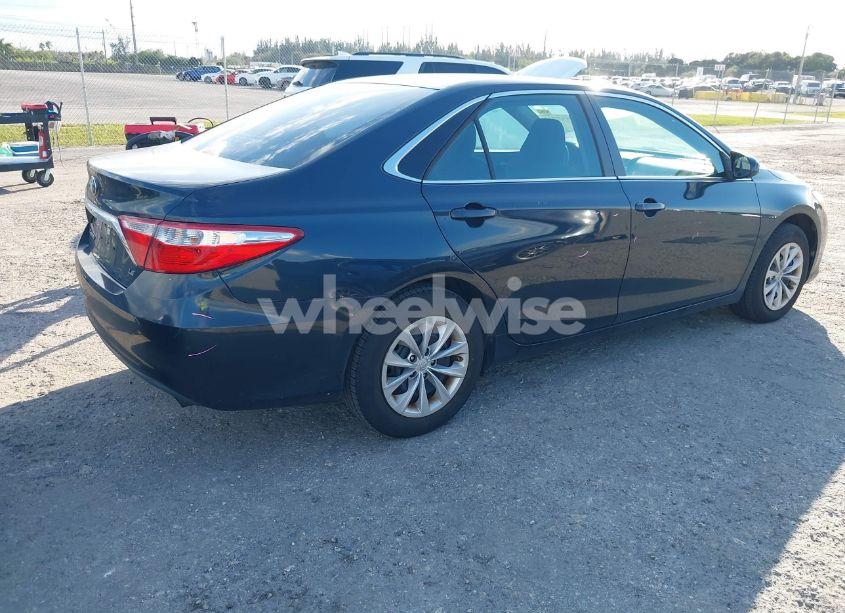 Photo 4 of 2017 Toyota Camry LE (VIN 4T1BF1FK6HU651235)