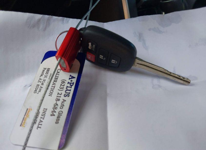 Photo 11 of 2017 Toyota Camry LE (VIN 4T1BF1FK6HU652708)