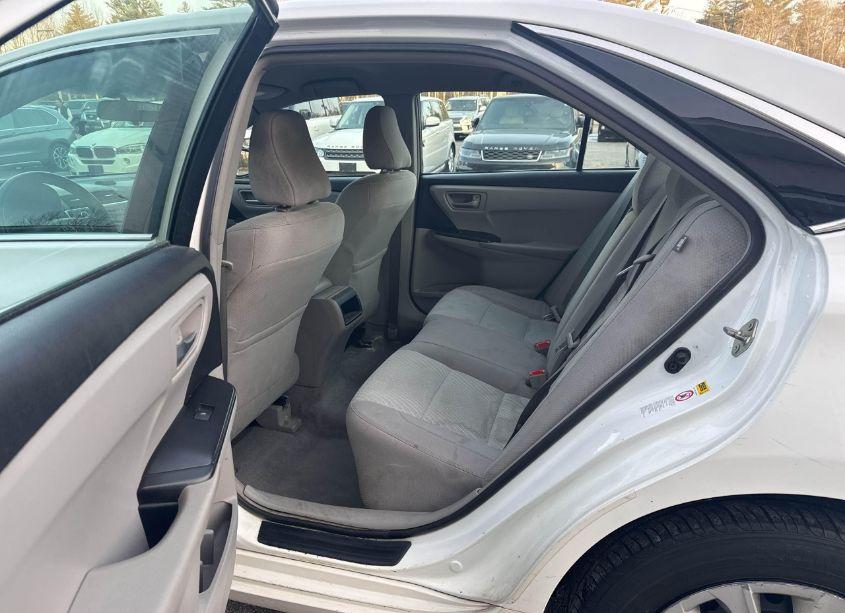 Photo 8 of 2017 Toyota Camry LE (VIN 4T1BF1FK6HU656659)