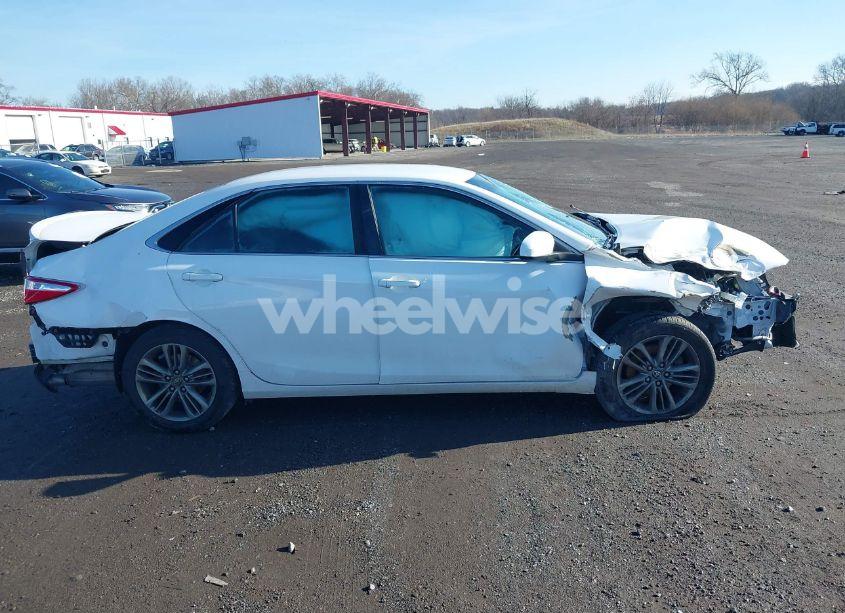 Photo 13 of 2017 Toyota Camry SE (VIN 4T1BF1FK6HU659206)