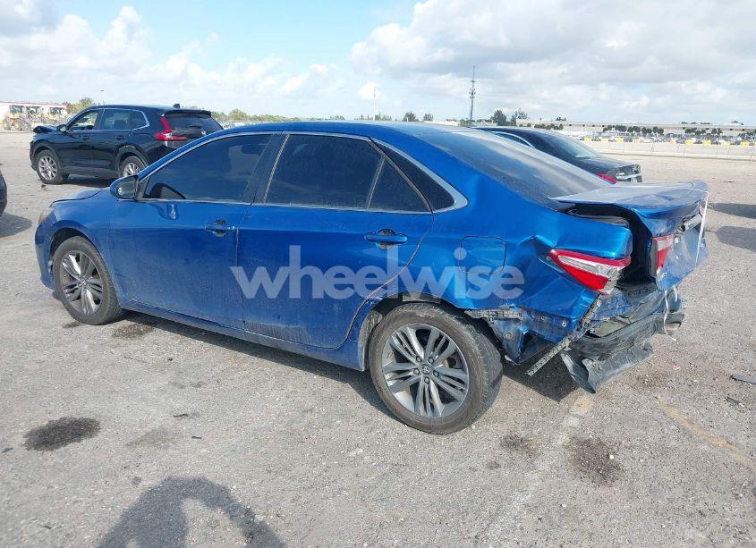 Photo 3 of 2017 Toyota Camry SE (VIN 4T1BF1FK6HU668617)