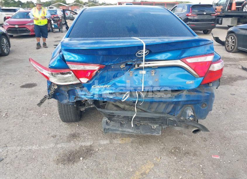 Photo 6 of 2017 Toyota Camry SE (VIN 4T1BF1FK6HU668617)