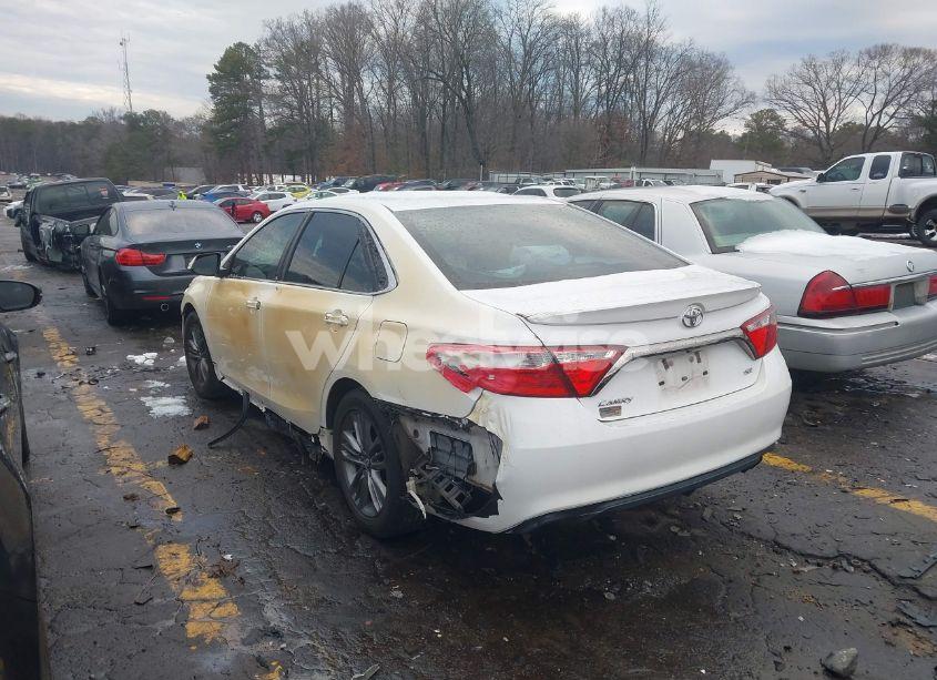 Photo 3 of 2017 Toyota Camry SE (VIN 4T1BF1FK6HU708095)