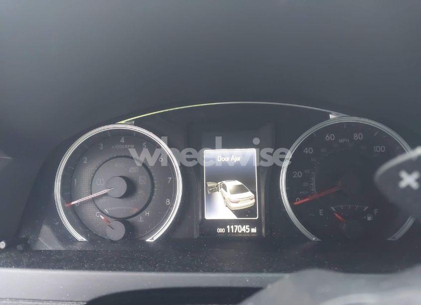 Photo 7 of 2017 Toyota Camry SE (VIN 4T1BF1FK6HU708095)