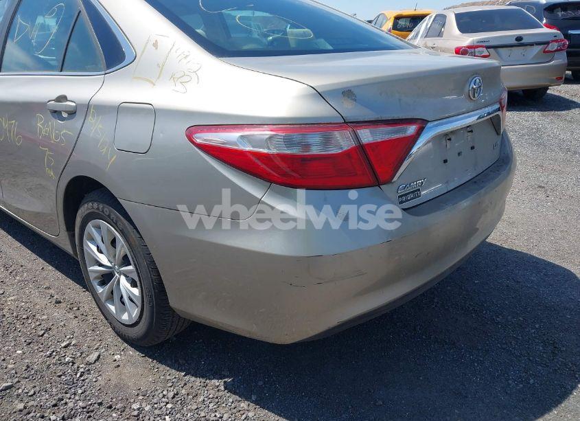 Photo 20 of 2017 Toyota Camry LE (VIN 4T1BF1FK6HU708839)