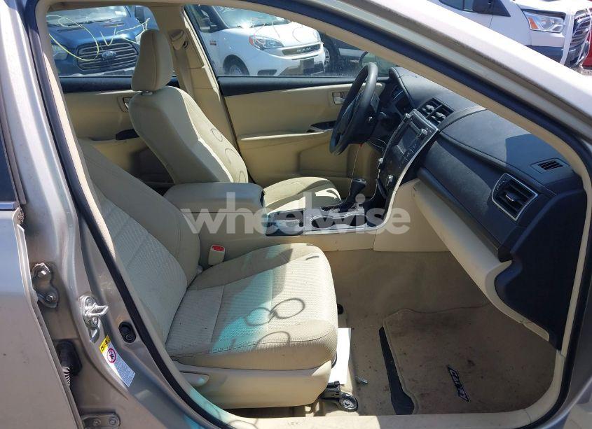 Photo 5 of 2017 Toyota Camry LE (VIN 4T1BF1FK6HU708839)