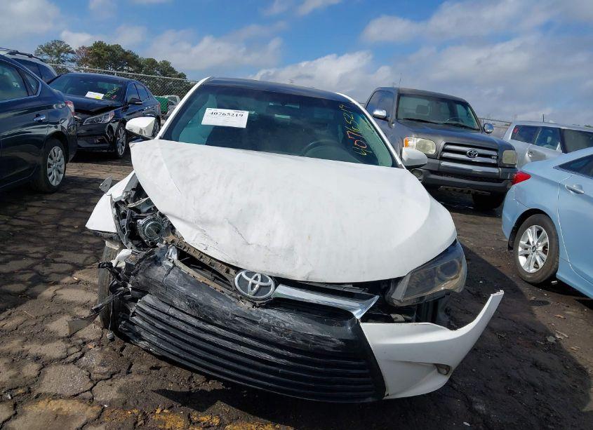 Photo 12 of 2017 Toyota Camry LE (VIN 4T1BF1FK6HU709845)