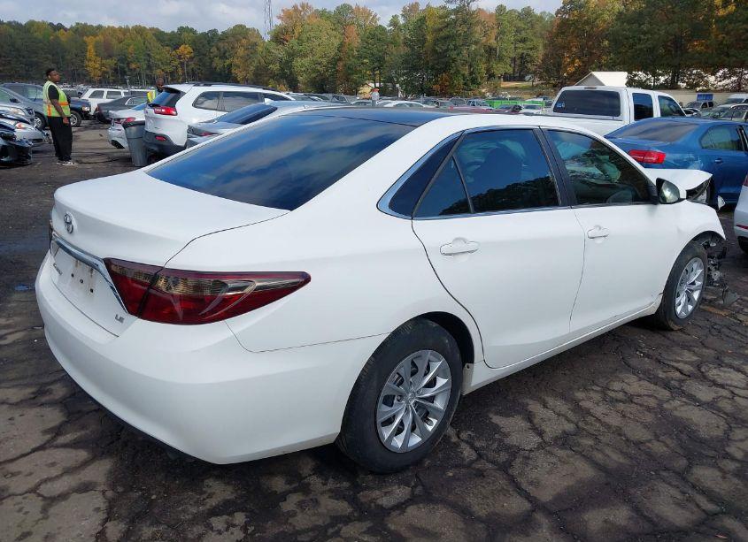 Photo 4 of 2017 Toyota Camry LE (VIN 4T1BF1FK6HU709845)