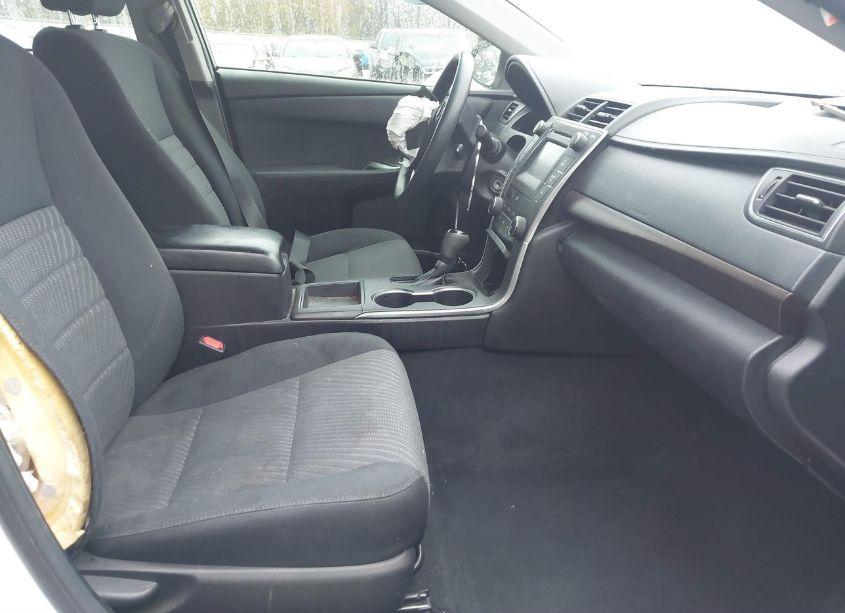 Photo 5 of 2017 Toyota Camry LE (VIN 4T1BF1FK6HU709845)