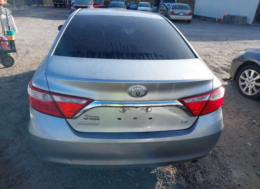 Photo 17 of 2017 Toyota Camry LE (VIN 4T1BF1FK6HU710509)