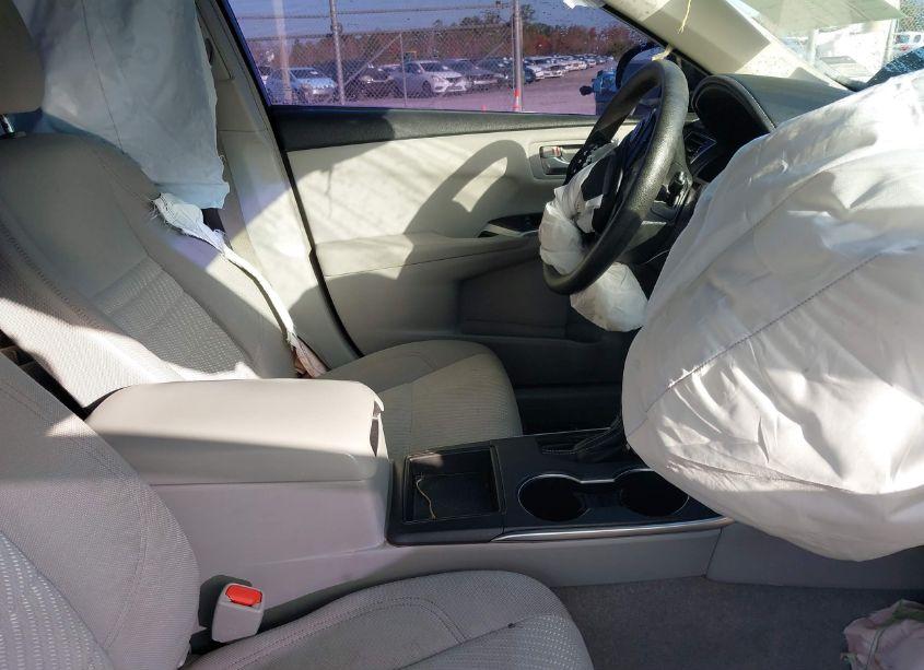 Photo 5 of 2017 Toyota Camry LE (VIN 4T1BF1FK6HU710509)