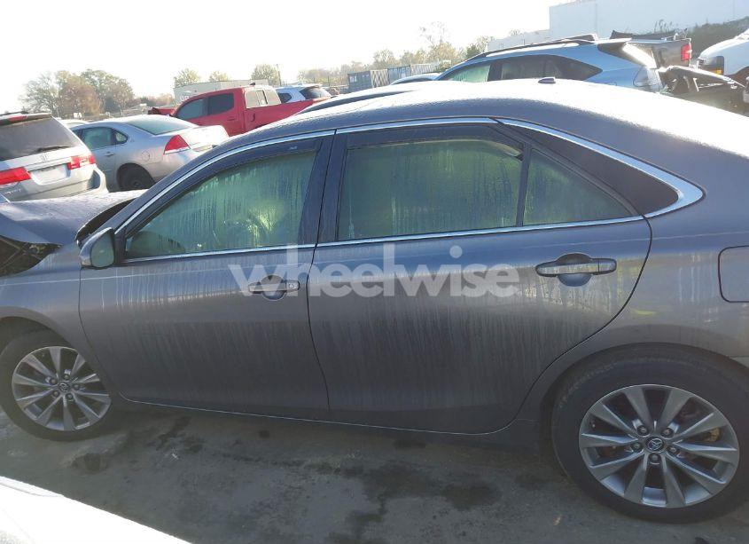 Photo 15 of 2017 Toyota Camry XLE (VIN 4T1BF1FK6HU712437)