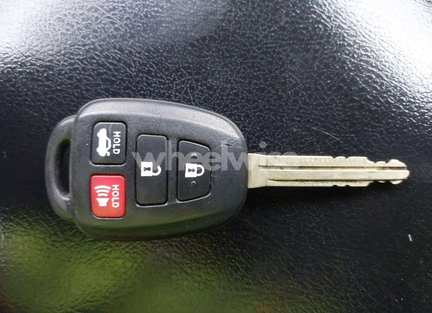 Photo 11 of 2017 Toyota Camry SE (VIN 4T1BF1FK6HU715225)