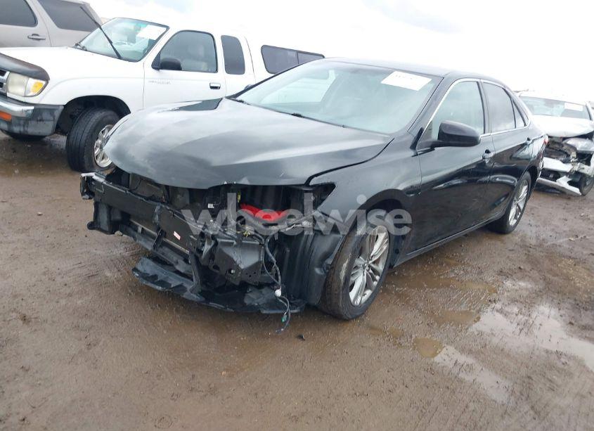 Photo 2 of 2017 Toyota Camry SE (VIN 4T1BF1FK6HU715225)