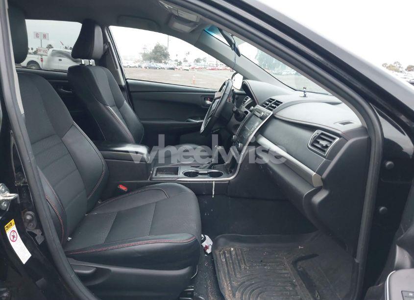 Photo 5 of 2017 Toyota Camry SE (VIN 4T1BF1FK6HU715225)