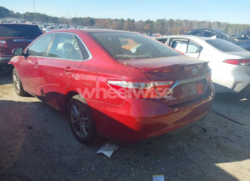 Photo 3 of 2017 Toyota Camry SE (VIN 4T1BF1FK6HU724121)