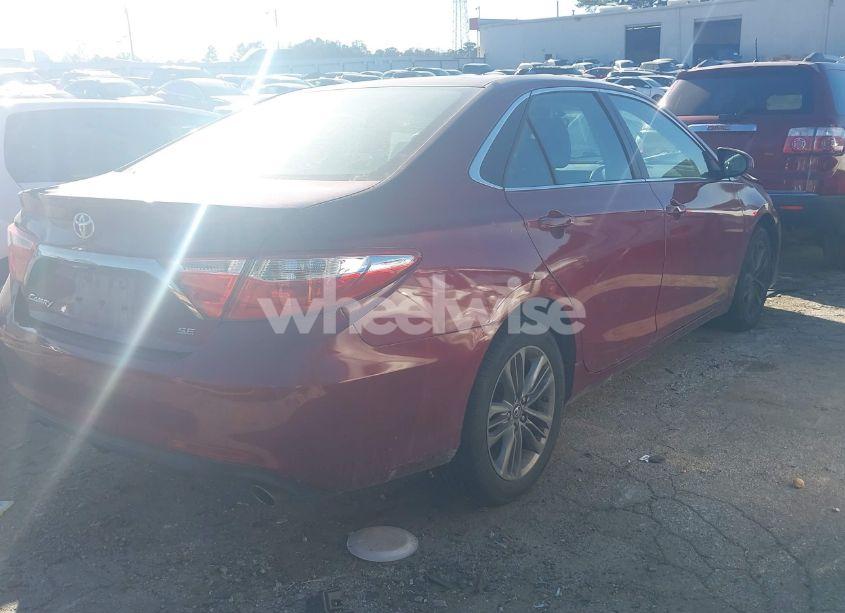 Photo 4 of 2017 Toyota Camry SE (VIN 4T1BF1FK6HU724121)