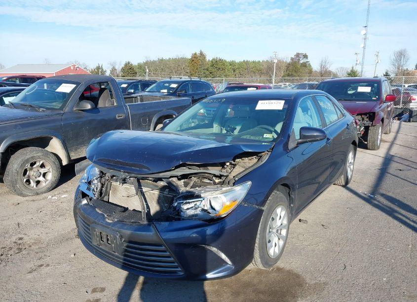 Photo 6 of 2017 Toyota Camry LE (VIN 4T1BF1FK6HU724507)