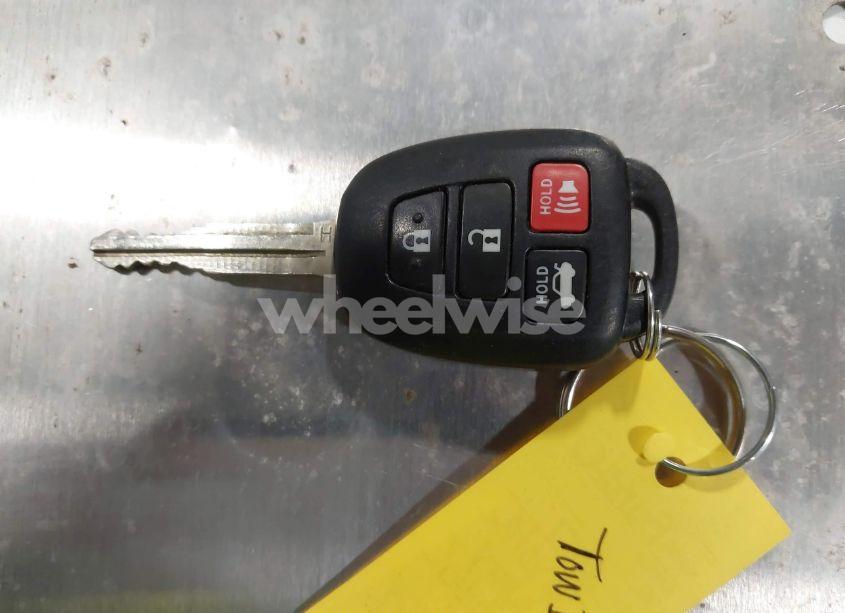 Photo 11 of 2017 Toyota Camry SE (VIN 4T1BF1FK6HU739380)