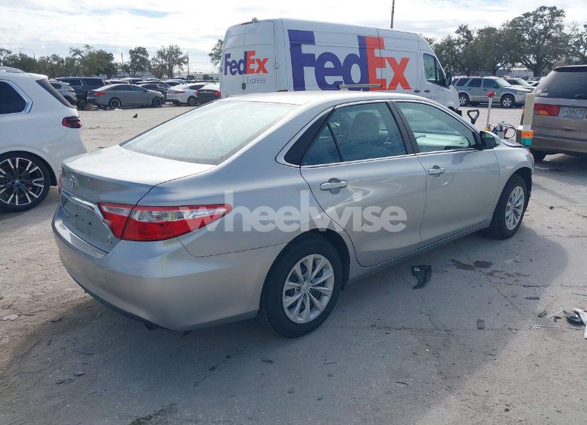 Photo 4 of 2017 Toyota Camry LE (VIN 4T1BF1FK6HU748337)