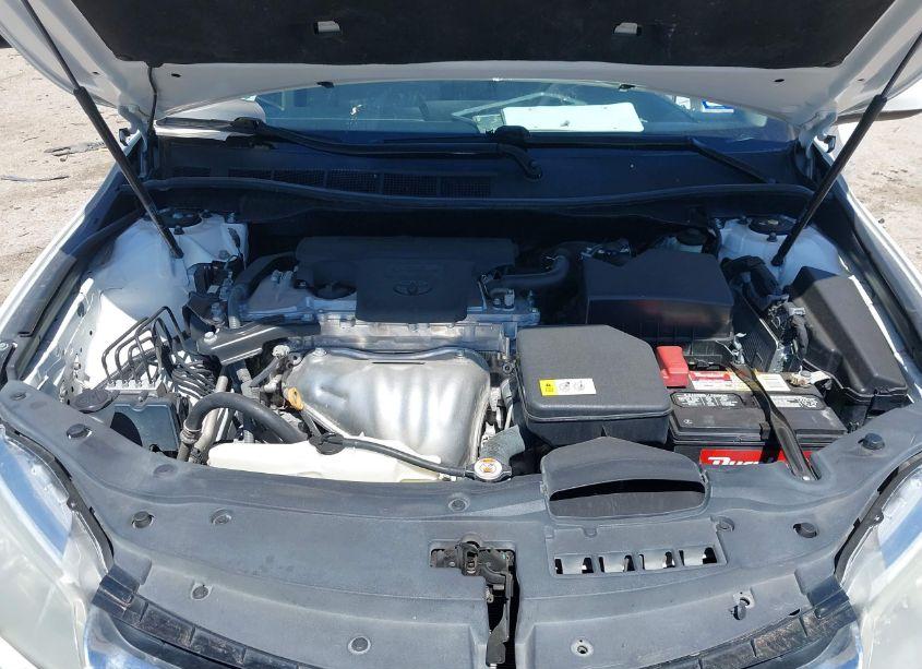 Photo 10 of 2017 Toyota Camry LE (VIN 4T1BF1FK6HU758902)