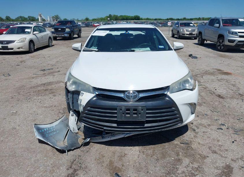 Photo 12 of 2017 Toyota Camry LE (VIN 4T1BF1FK6HU758902)