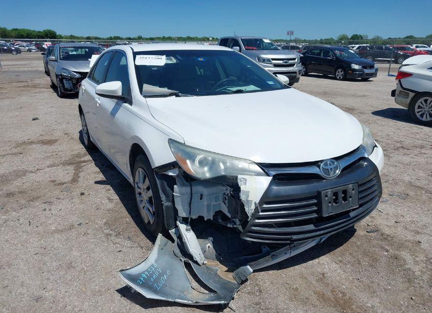 Photo 17 of 2017 Toyota Camry LE (VIN 4T1BF1FK6HU758902)