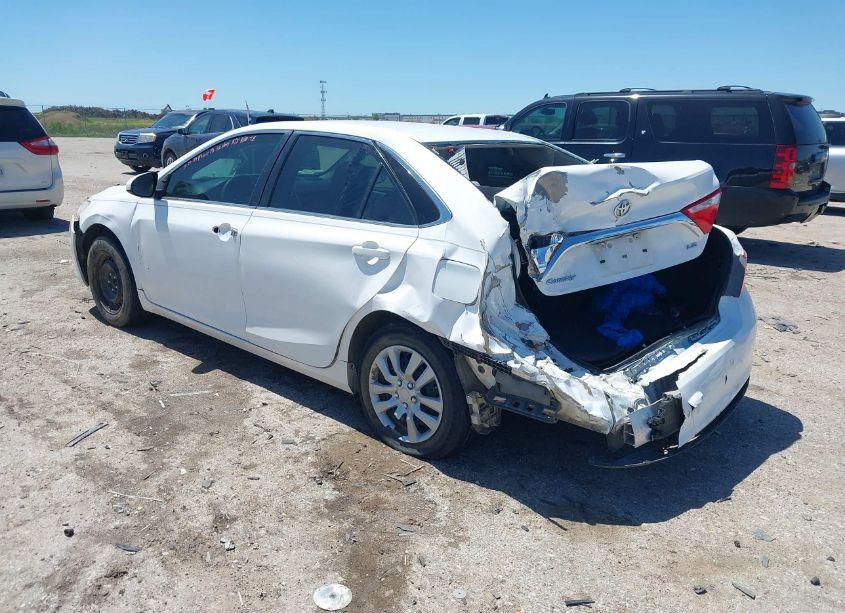 Photo 3 of 2017 Toyota Camry LE (VIN 4T1BF1FK6HU758902)