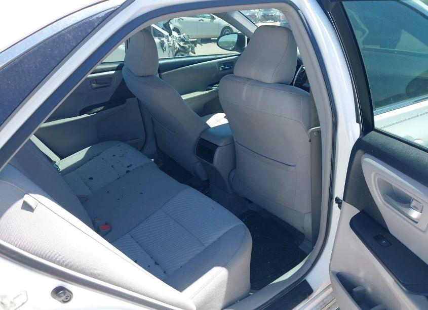 Photo 8 of 2017 Toyota Camry LE (VIN 4T1BF1FK6HU758902)